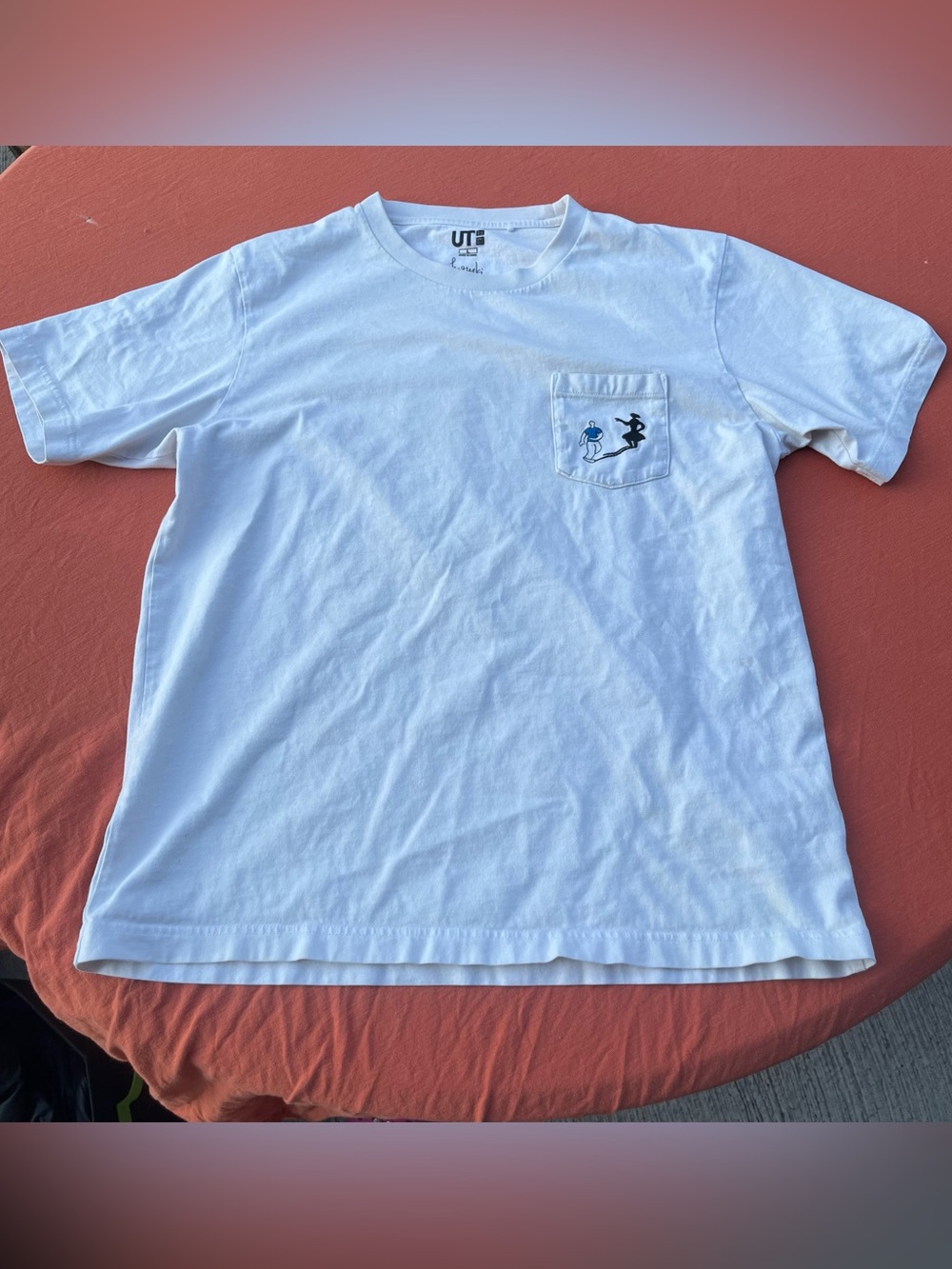 Uniqlo White Haruki Murakami UT Radio Graphic Tee